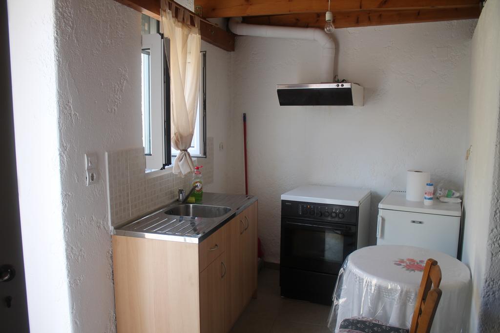 Apartment Vrises Neapoli  Ngoại thất bức ảnh